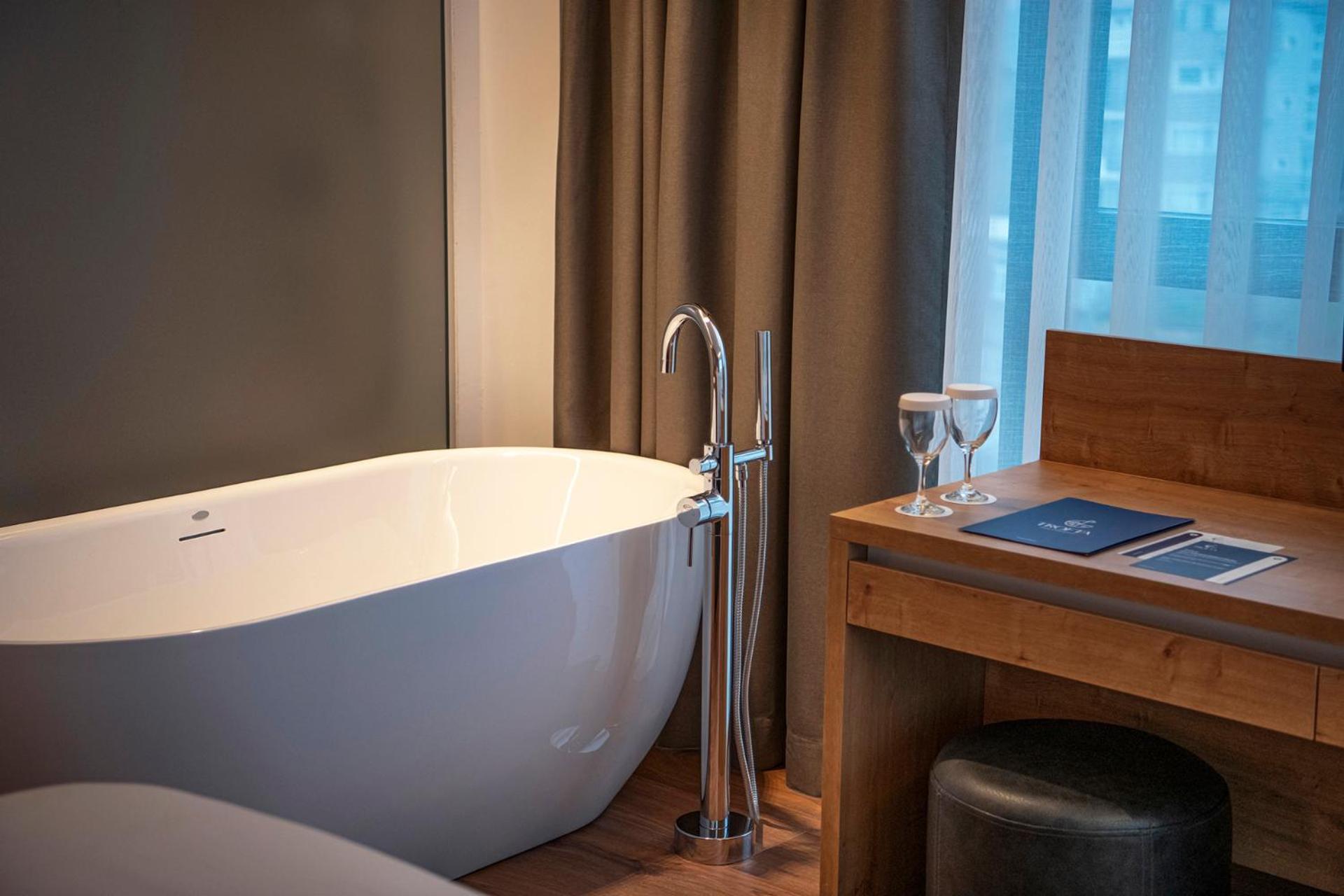 Hotel Trofta Istog 外观 照片